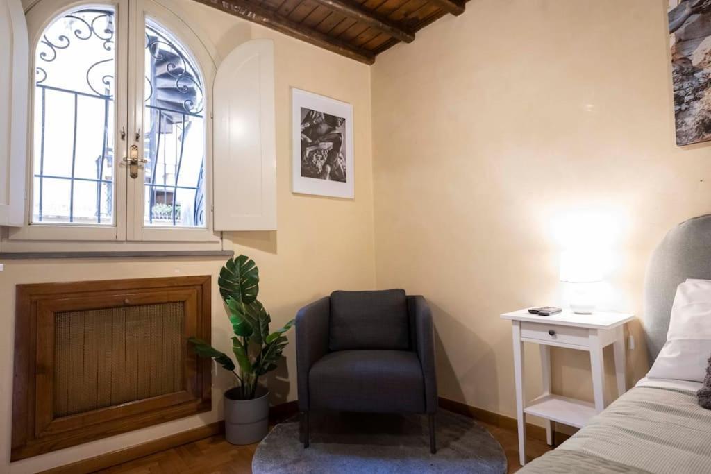 Crispi 91 - Piazza Di Spagna Apartment *